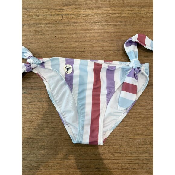 Brand New Aeropostale Striped Bikini Set, Top size small, Bottom medium - Picture 10 of 11